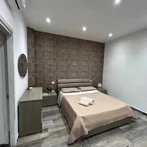 Brigata Sea View Apartament